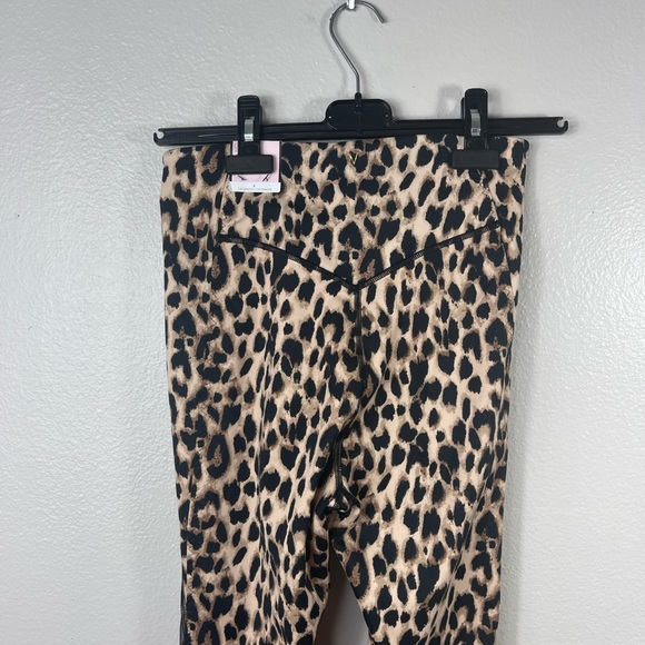 Victoria's Secret Incredible Essential Lace Up Legging Leopard Brown Medium 8 - Picture 7 of 11